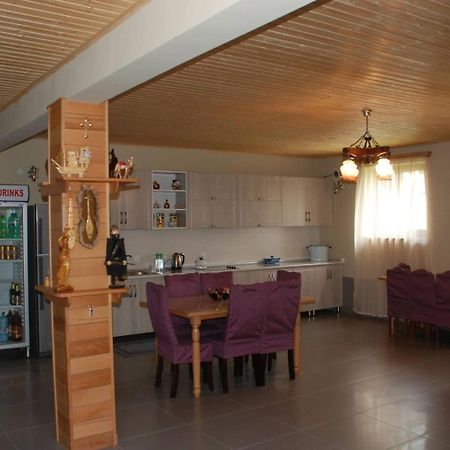 Guest House Lasili Mestia Ngoại thất bức ảnh